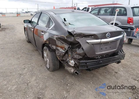 2015 Nissan Altima 2.5 Sv z USA, uszkodzony, nr VIN 1N4AL3APXFC222888
